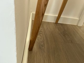 2 Sillas Modernas Madera y Piel
