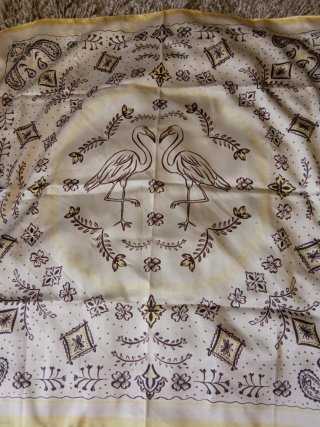 Pañuelo estampado 65x65