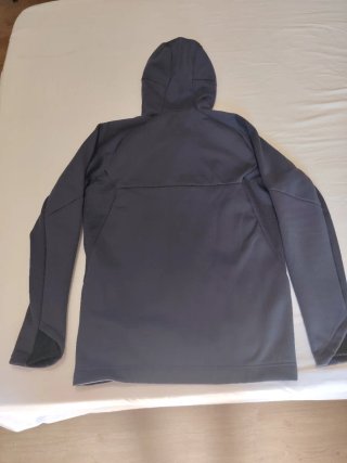 Cortavientos Quechua Gris