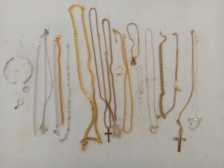 Lote de joyas bañadas en oro y plata