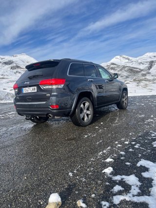 Jeep Grand Cherokee Overland