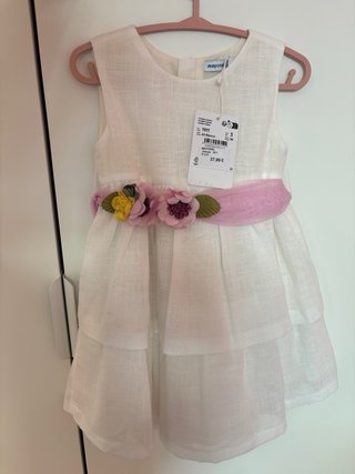 Vestido Mayoral blanco con flores