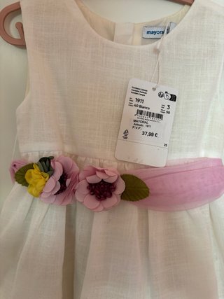 Vestido Mayoral blanco con flores