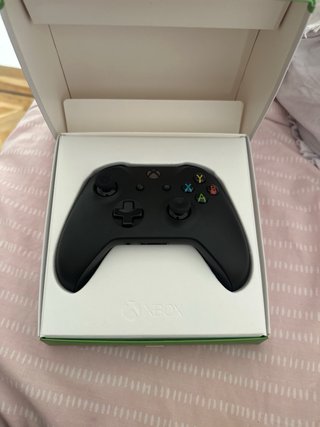 Mando Xbox Negro + Cable para Windows