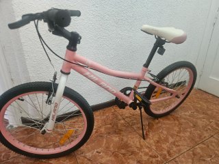 Bicicleta infantil niña color rosa
