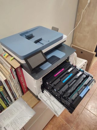 Impresora HP Color LaserJet Pro MFP 3302sdw