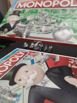 Juego de mesa Monopoly Clásico (Hasbro)
