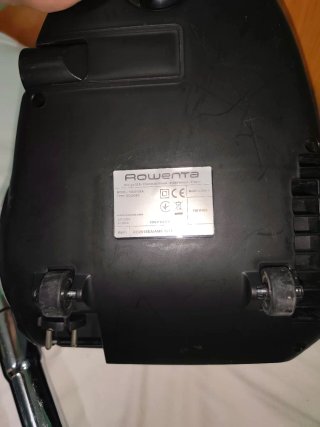 Aspiradora Rowenta Ciclón 750W con accesorios