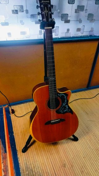Guitarra Alvarez AG70W Electroacústica