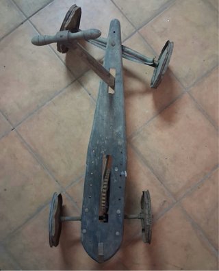 Triciclo infantil madera antiguo