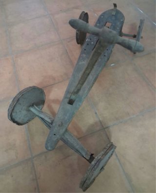 Triciclo infantil madera antiguo