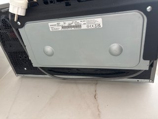 Microondas Grill Samsung GE87M-X