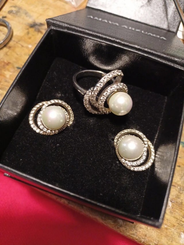 Conjunto  Anillo y Pendientes Plata ley y perla ce