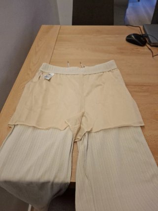 Pantalón Gu/Uniclo Beige Talla M