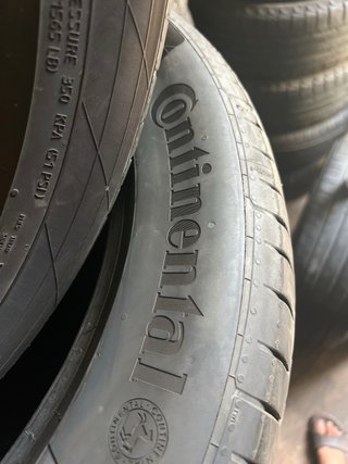 Neumático 235/50 R17 96W
