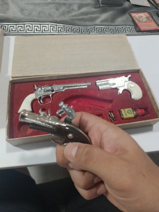 Set Pistolas Juguete Antiguas otlaw