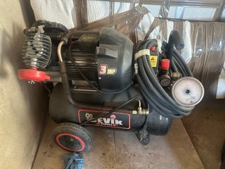 Compresor Cevik Pro 3HP Bicilíndrico