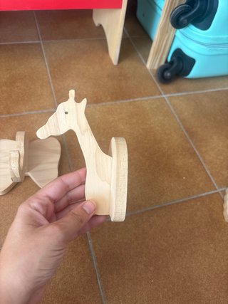 Pack Perchas infantiles de madera