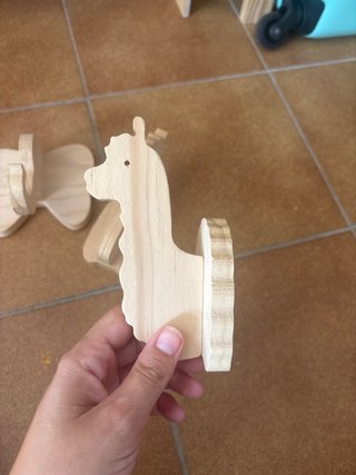 Pack Perchas infantiles de madera