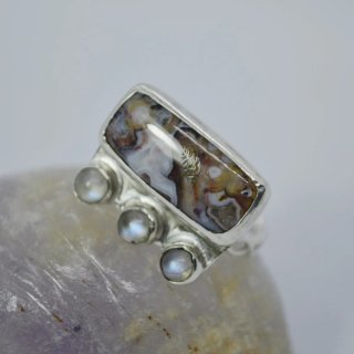 Anillo de plata, ágata y piedras luna