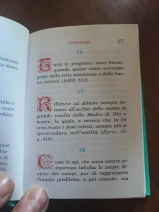 Meraviglioso mini librò padre Pio