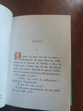 Meraviglioso mini librò padre Pio