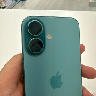 iPhone 16 128GB Azul 97% Batería