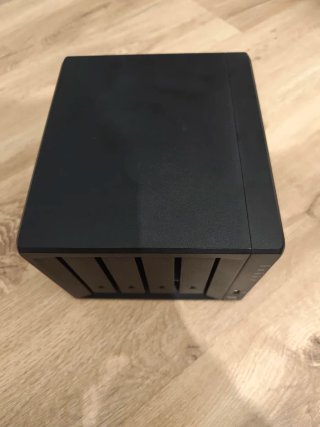 Synology DS918+ NAS 4 bahías 8GB RAM