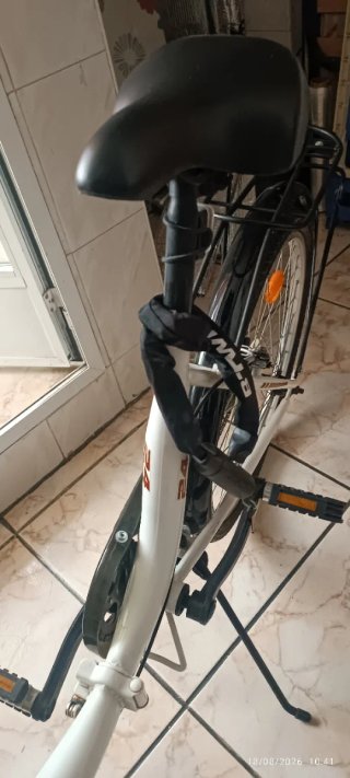 Bicicleta de paseo blanca