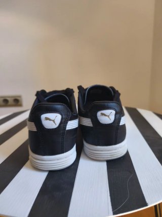 Zapatillas Puma Court Star Negras y Blancas
