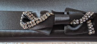Bolso de fiesta Menbur negro con pedrería