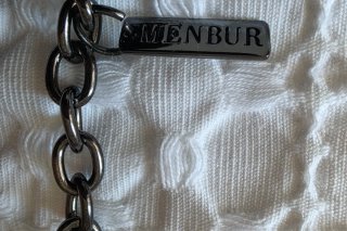 Bolso de fiesta Menbur negro con pedrería
