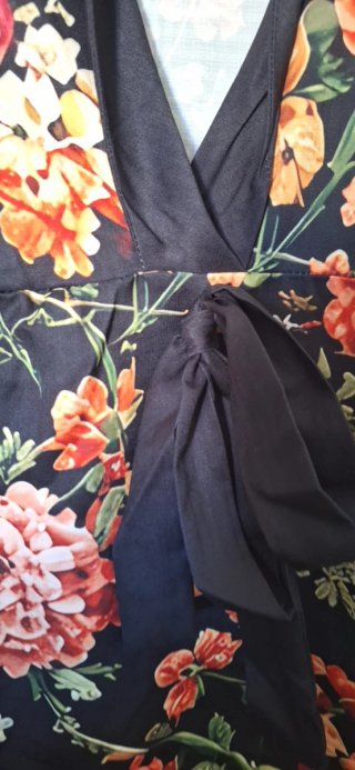 Abito estivo floreale taglia 6 xl