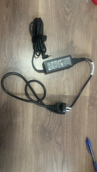Cargador original HP 45W para portátil –punta azul