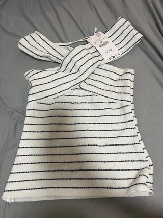 Top Zara Rayas Blanco y Negro Talla S