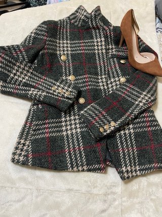 Conjunto Chaqueta Negra, beigue