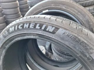 235 45 R19 99w Michelin - 2 neumáticos +80%