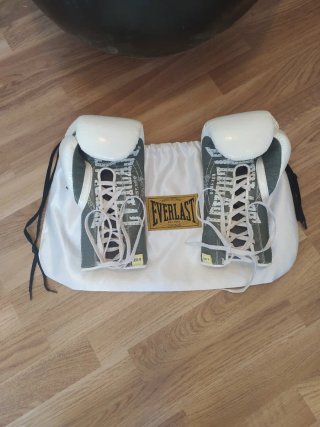 Bolsa de boxeo tipo pera de agua