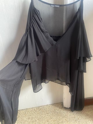 Blusa negra transparente