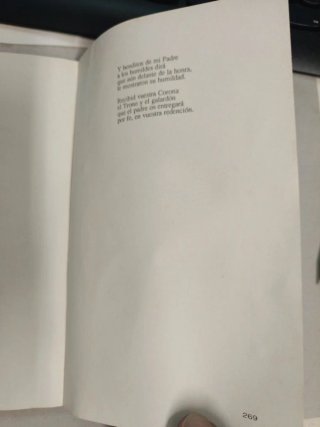 Cuarenta años de poesía bíblica crítica y de humor