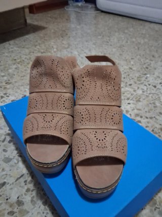 Sandalias de tacón negras