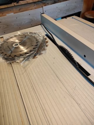 Mesa de corte de madera