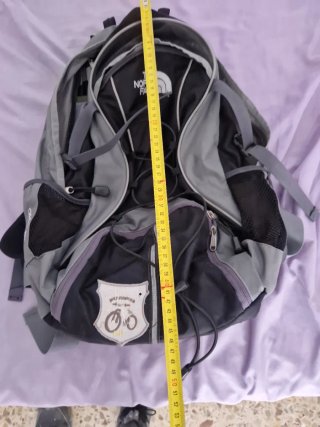 Mochila The North Face Negra y Gris