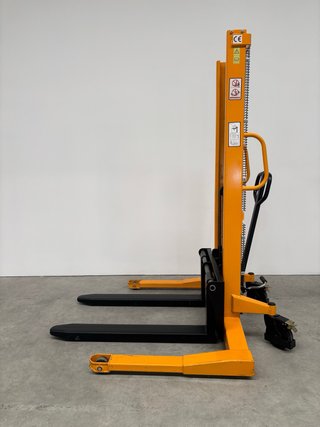 Transpaleta 2000 Kg Nueva