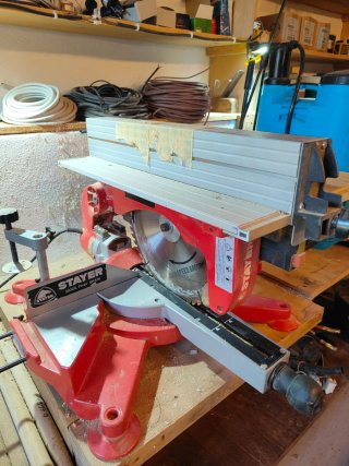 Ingletadora Stayer 2000W