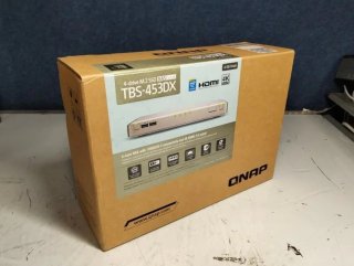 QNAP TBS-453DX-4G-US Servidor NAS SSD M.2 4 Bahías