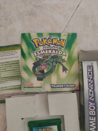 Pokémon Esmeralda Game Boy Advance