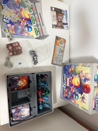 Juego de mesa Marvel United