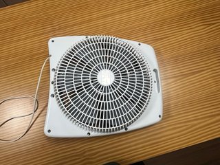 Ventilador Cata Beige y Negro