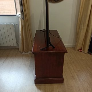 Mueble TV madera maciza nogal